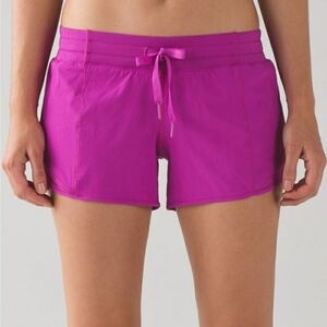 Lululemon Hotty Hot Short